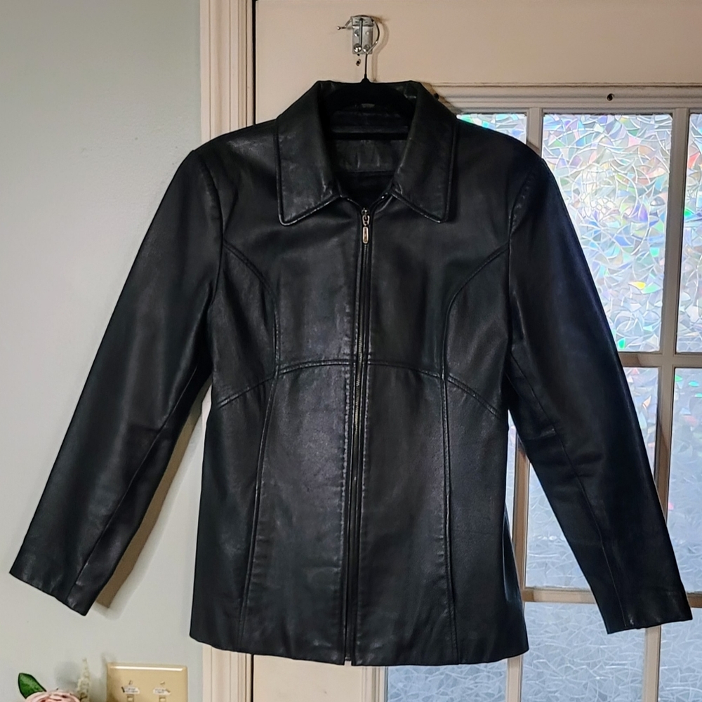 Jacqueline Ferrar Black Leather Zip Jacket